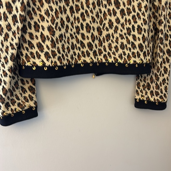 St. John Animal Print Full Zip Jacket Embellished w/Gold Grommets Sz 8 - Picture 8 of 12